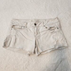 American Eagle Off White Distressed Shorts Women's Size 10‎